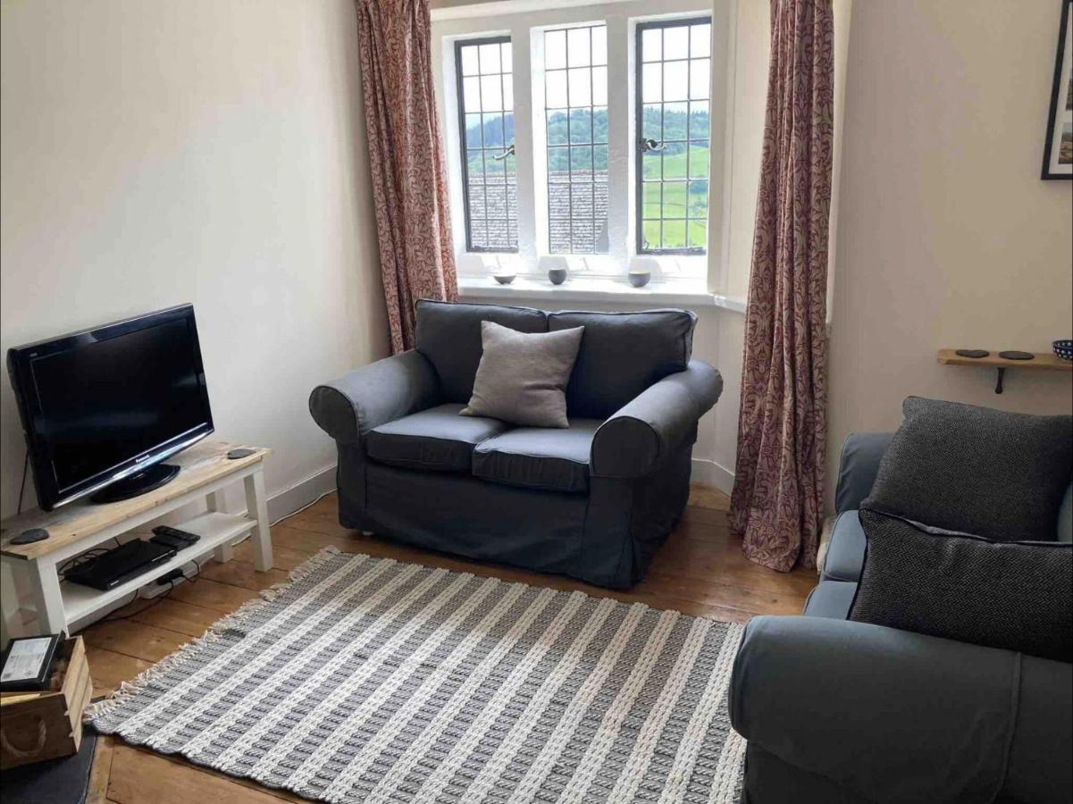 Cosy Arts & Crafts With Stunning Views